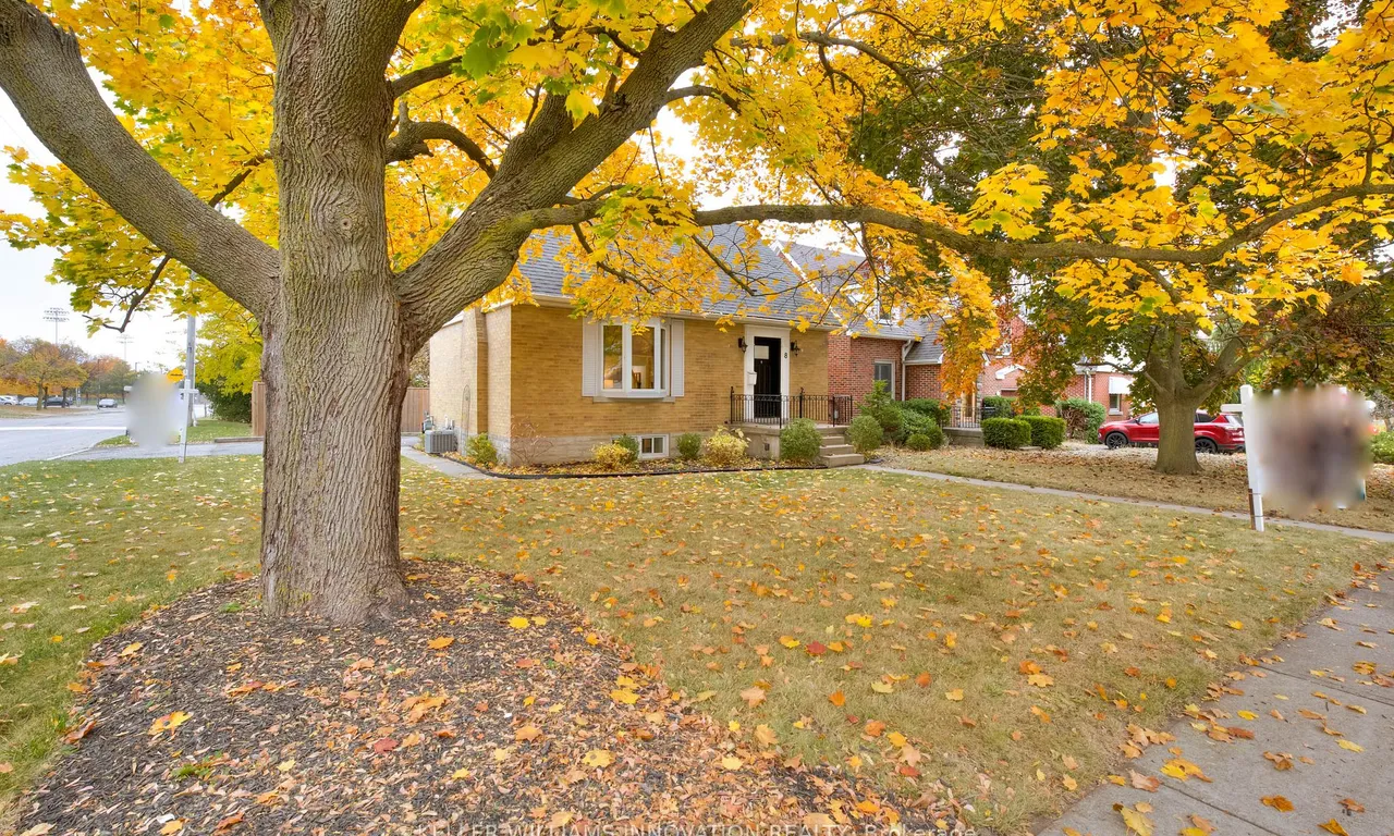 8 McKenzie Ave, Kitchener, ON N2H 2A8