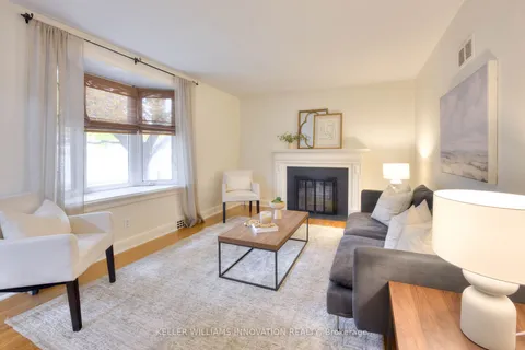 8 McKenzie Ave, Kitchener, ON N2H 2A8