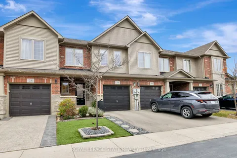 45 Royal Winter Dr, Hamilton, ON L0R 1C0