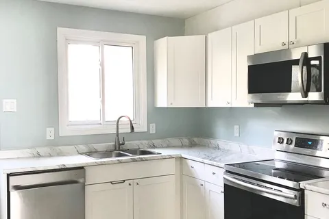 684 Dane Ave, North Bay, ON P1B 7G7