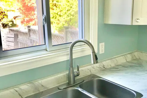 684 Dane Ave, North Bay, ON P1B 7G7