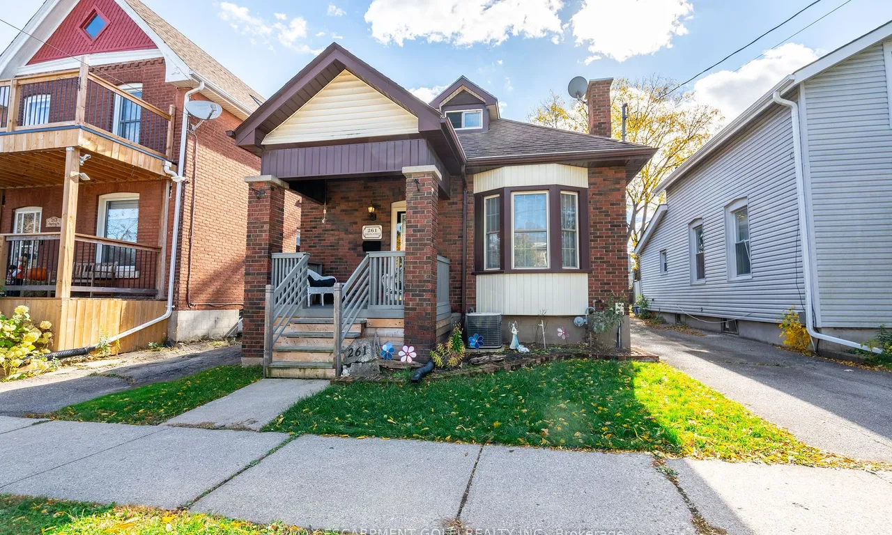 261 Darling St, Brantford, ON N3S 3X5