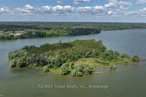 00 RAM, Greater Napanee, ON K7R 3K8