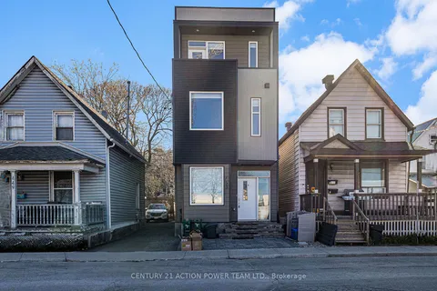 453 BOOTH St, West Centre Town, ON K1R 7K9