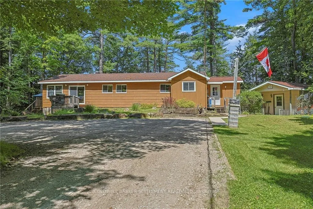 226 LITTLE SILVER LAKE Rd, Tay Valley, ON K0H 2B0