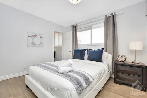 18 WOLMSLEY Cres, Meadowlands - Crestview and Area, ON K2G 1J4