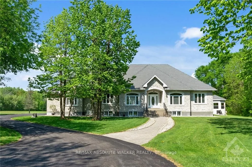 2501 KEARNS Way, Greely - Metcalfe - Osgoode - Vernon and Area, ON K4P 1R9