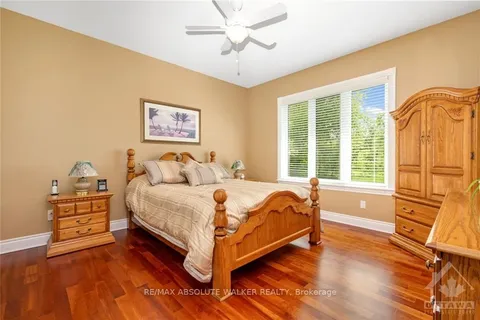 2501 KEARNS Way, Greely - Metcalfe - Osgoode - Vernon and Area, ON K4P 1R9