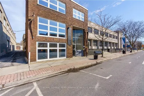 35 SECOND St, Cornwall, ON K6H 1Y2