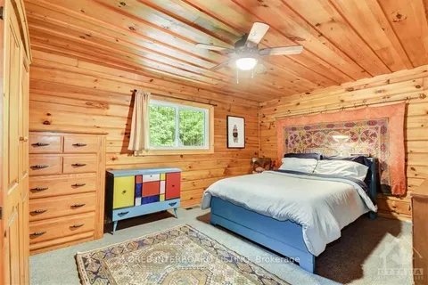 31 REID Lane, South Algonquin, ON K0J 2C0