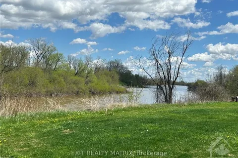 00 WATER St, Alfred and Plantagenet, ON K0B 1L0