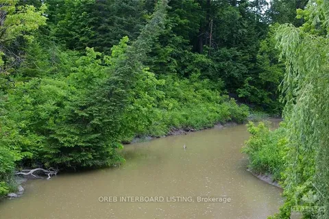 0 OLD MONTREAL Rd, Orleans - Cumberland and Area, ON K4C 1C8