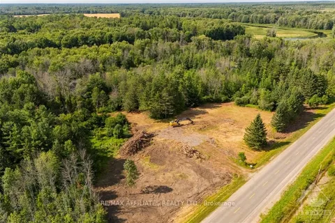 1001 COUNTY ROAD 20 Road, ON K0G 1T0