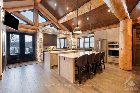 255 MACLARENS SIDE Rd, Constance Bay - Dunrobin - Kilmaurs - Woodlawn, ON K0A 3M0