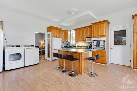 11768 HIGHWAY 7, Mississippi Mills, ON K7C 0C5