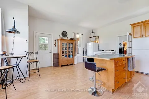 11768 HIGHWAY 7, Mississippi Mills, ON K7C 0C5