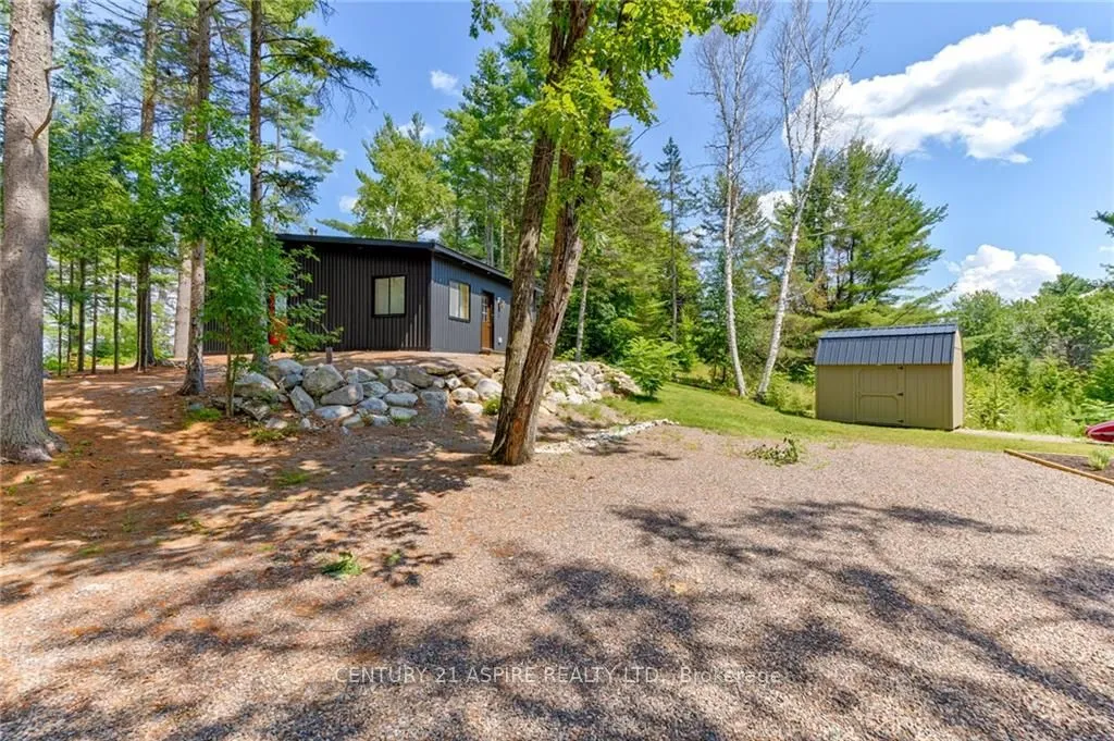 355 GREENWAY Drive, Whitewater Region, ON K0J 2L0