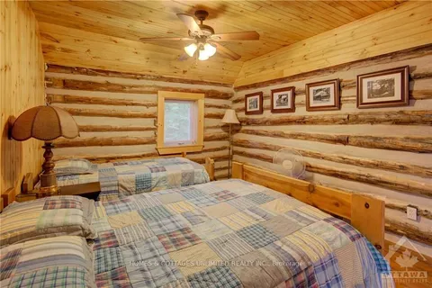 404 HORNE LAKE Rd, Lanark Highlands, ON K0G 1K0