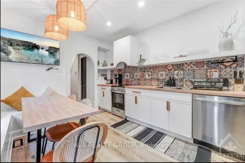 237 NEPEAN Street, ON K2P 0B7