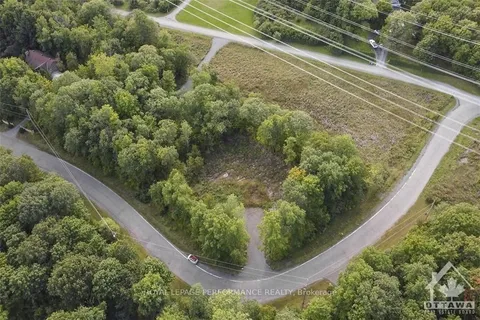 1310 CUMBERLAND RIDGE Drive, ON K4C 1E1