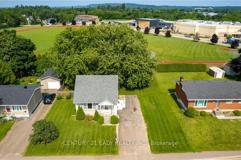 74 BARNET Blvd, Renfrew, ON K7V 2M4