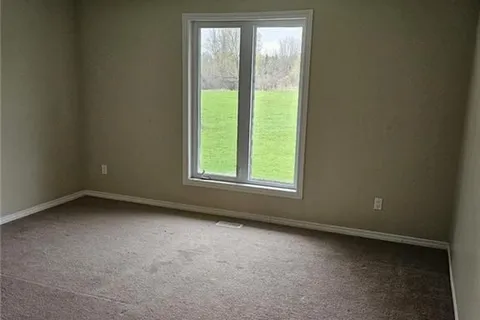 5673 BANK St, Greely - Metcalfe - Osgoode - Vernon and Area, ON K4P 1C3