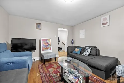 278 ST JACQUES St, Vanier and Kingsview Park, ON K1L 5G7