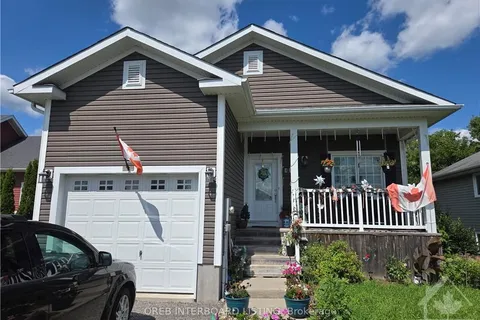 4285 SCHELL St, South Dundas, ON K0C 2H0