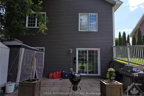 4285 SCHELL St, South Dundas, ON K0C 2H0