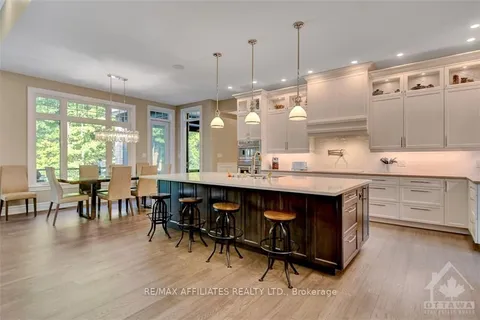 1443 DUCHESS Cres, Manotick - Kars - Rideau Twp and Area, ON K4M 1K2