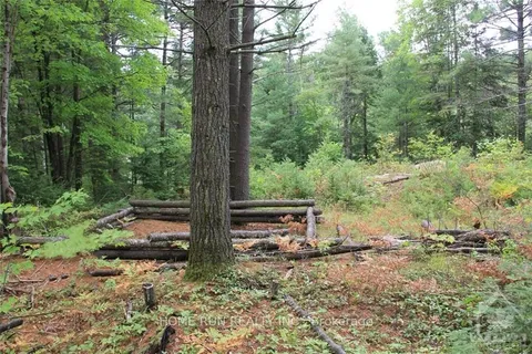 1068A JACQUES BAY Road, ON K0H 1K0