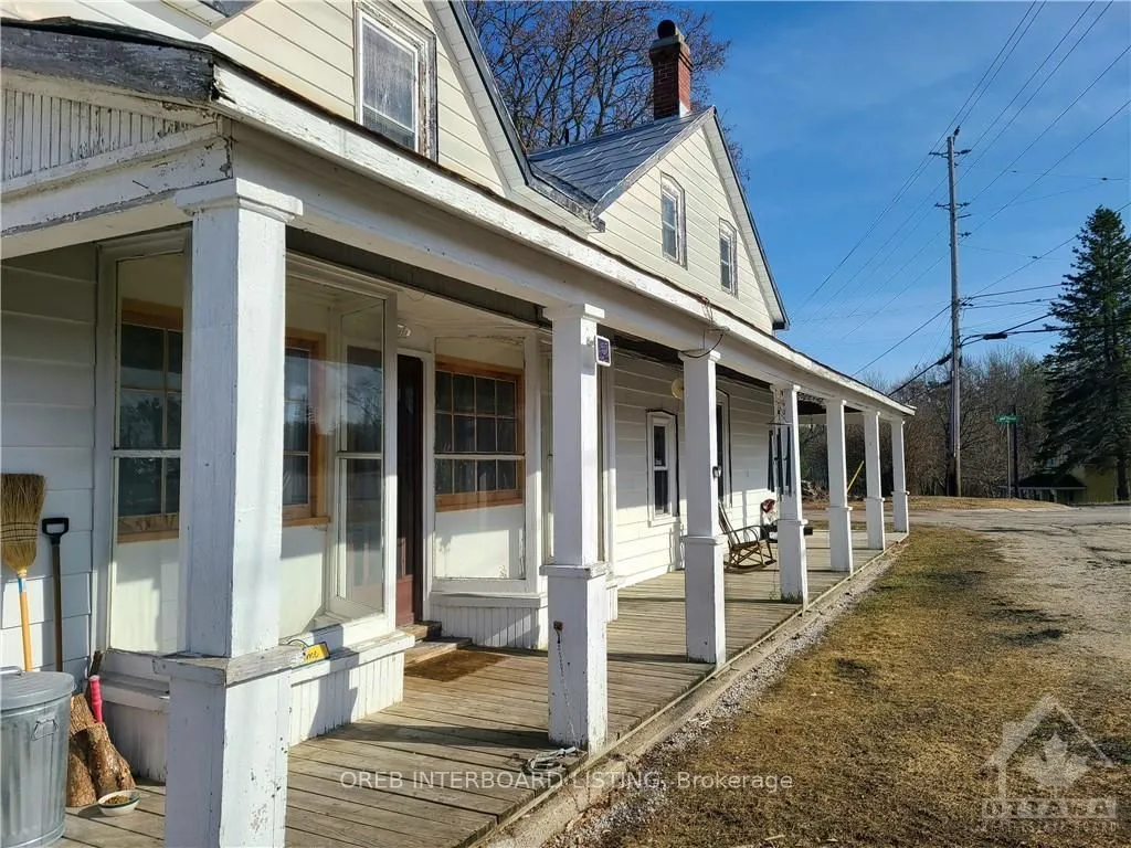 1434 FALLBROOK Rd, Tay Valley, ON K0G 1A0