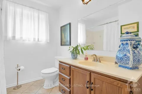 17276 41, Addington Highlands, ON K0H 1K0