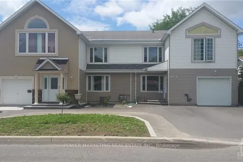 986 LAPORTE St, Beacon Hill North - South and Area, ON K1J 7B4