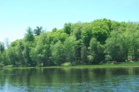 PT LT 1 CONCESSION 11 Rd, Tay Valley, ON K0G 1K0