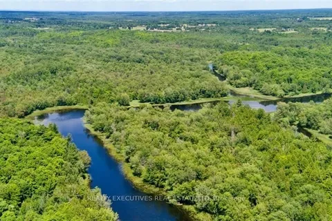 PT LT 1 CONCESSION 11 Rd, Tay Valley, ON K0G 1K0