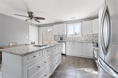 3992 DEVINE Rd, Orleans - Cumberland and Area, ON K4B 1S5