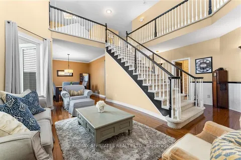 5 VALENCIA St, Barrhaven, ON K2G 6T1