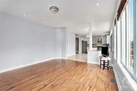 154 MARSHFIELD St, Orleans - Cumberland and Area, ON K4A 4N2