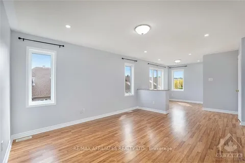 154 MARSHFIELD St, Orleans - Cumberland and Area, ON K4A 4N2