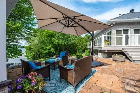 3909 STONE POINT Rd, South Frontenac, ON K0H 1X0