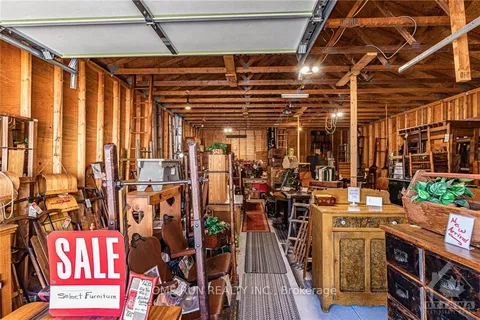 9619 HWY 15 Rd, Beckwith, ON K7A 4S7