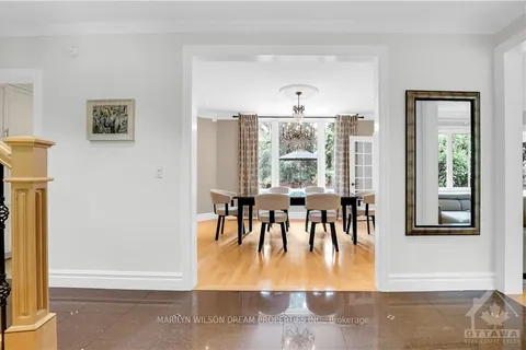 388 Mariposa Ave, Rockcliffe Park, ON K1M 0S9