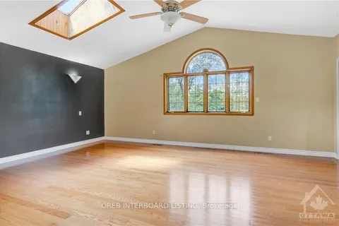 22139 BEAUCHAMPS Dr, South Glengarry, ON K0C 1Z0