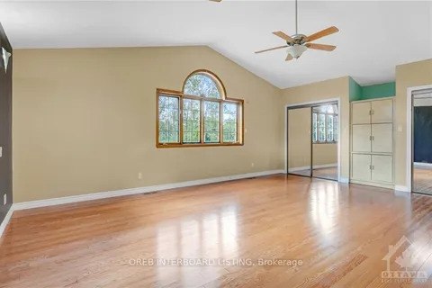 22139 BEAUCHAMPS Dr, South Glengarry, ON K0C 1Z0