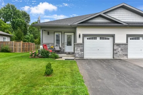 345 FISCHL Dr, Prescott, ON K0E 1T0