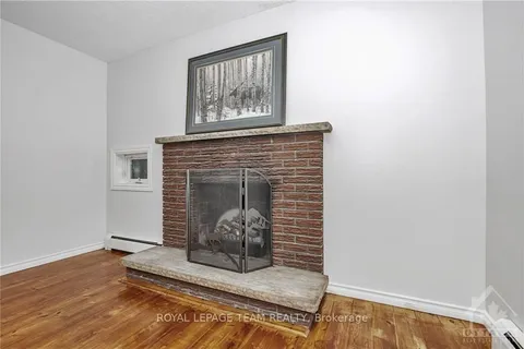 697 OAK CREEK Rd, Carp - Huntley Ward, ON K0A 1L0