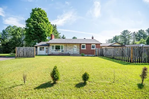 33486 HIGHWAY 17, Deep River, ON K0J 1P0