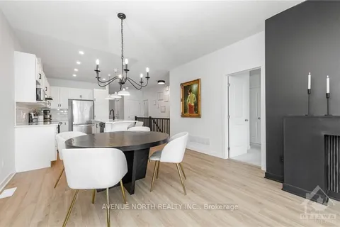 42 RIDDELL St, Carleton Place, ON K7C 3P2