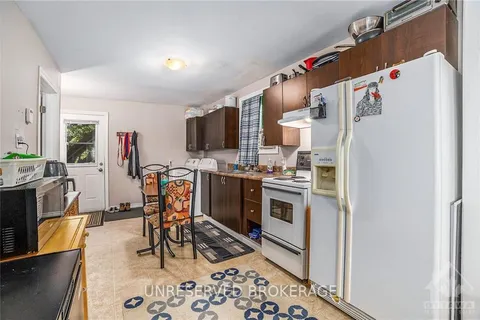 28 LEFEBVRE Ave, Cornwall, ON K6H 5G4